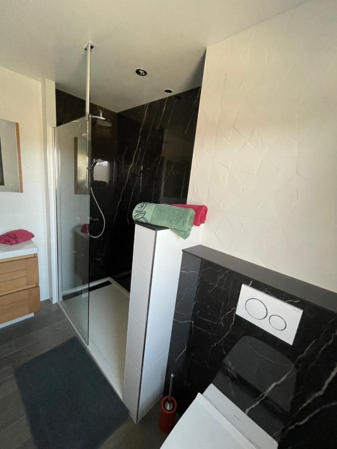 Au Charme Des Marees Apartment Lion-sur-Mer Exterior foto